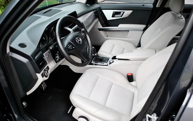 Mercedes-Benz GLK cena 49500 przebieg: 330000, rok produkcji 2010 z Brok małe 106